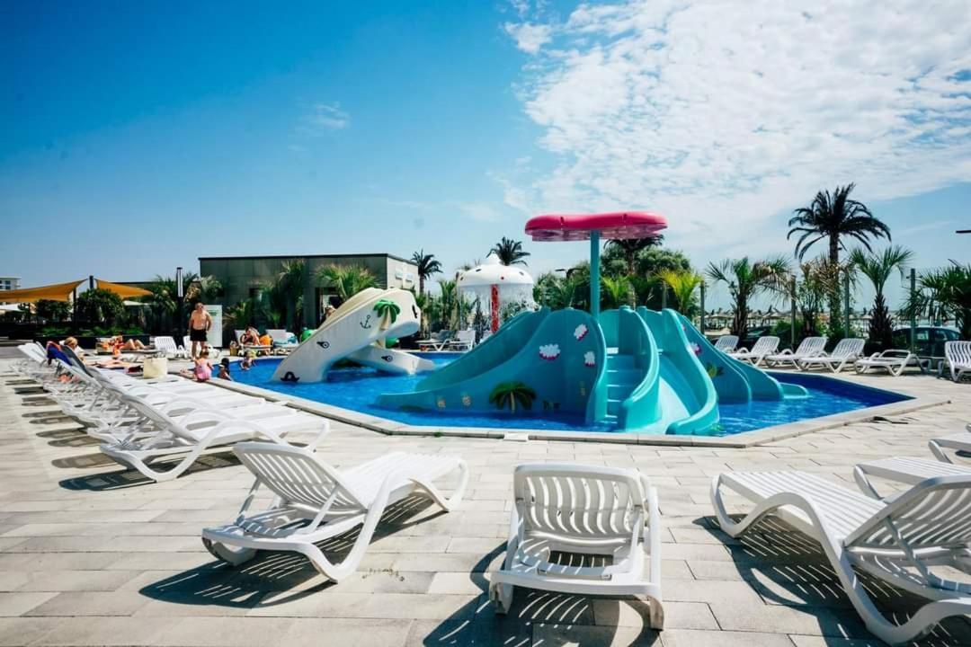 Dragomir Apartments Alezzi 1 Navodari Luaran gambar
